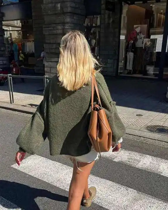 Женски уютен oversized плетен пуловер